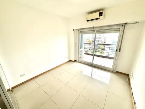 Departamento 2 ambientes en Alquiler centro de Banfield Este a metros de la Estación