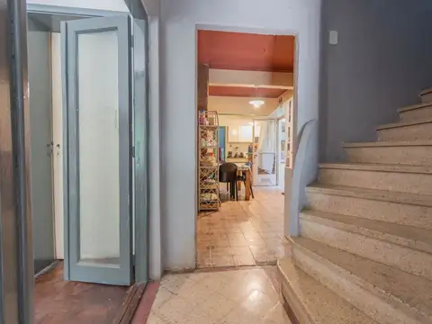 Depto Tipo Casa en Venta con 1 cocheras