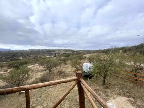 VENTA CABAÑA MONOAMBIENTE CLUB DE CAMPO LA FALDA