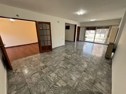 Casa en Venta en Campana, USD 198.000