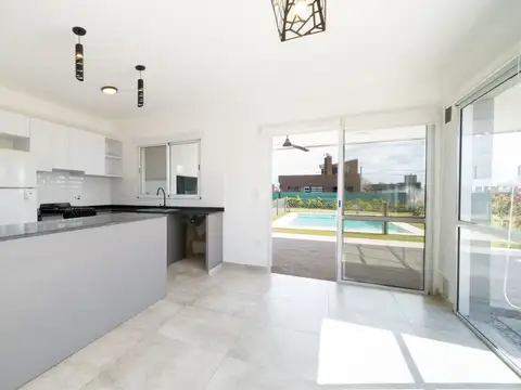 Casa en Venta con 1 cochera