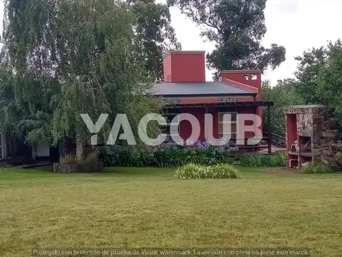Quinta en venta - 4 Dormitorios 3 Baños - Tandil