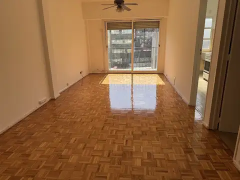 Alquiler departamento monserrat 1 ambiente con cochera y balcon