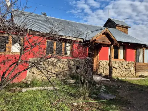 Casa 3 ambientes con 2 baños