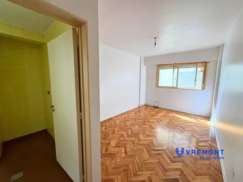 Av. Belgrano al 1900