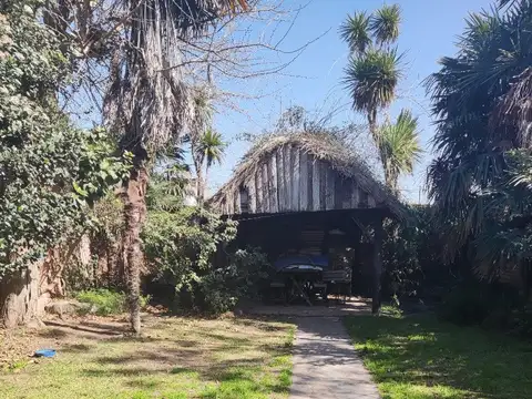 CASA A METROS DE LA LAGUNA