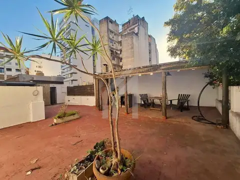 PH  de epoca en Venta en Colegiales-240m2-terraza propia sin expensas.