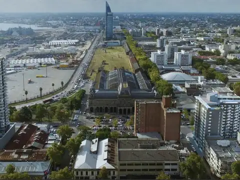 Venta de 1 dormitorio en Torre  - Centro histórico de Montevideo