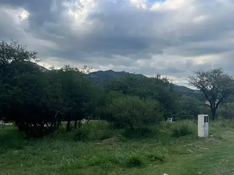 Camino a la Laguna Azul