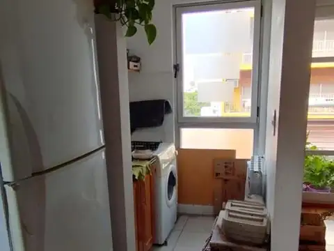 Departamento 6 ambientes con 2 baños
