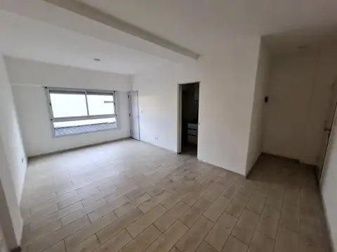 Departamento en Alquiler en Tapiales, $ 600.000