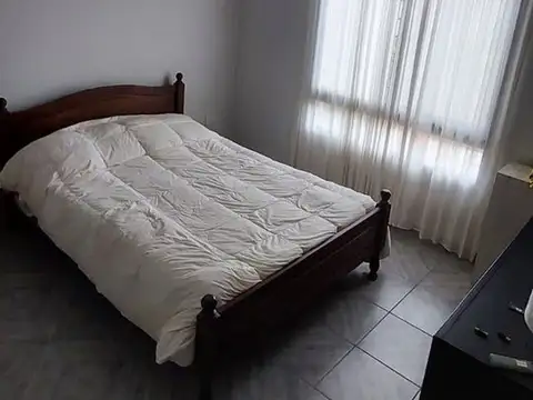 Casa 2 ambientes con 1 baño