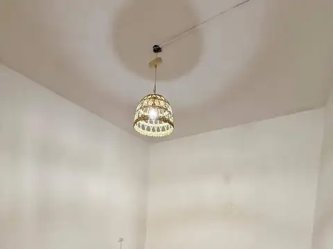 Departamento tipo casa en primer piso 2 ambientes