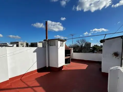 Candelaria 200, Piso PB