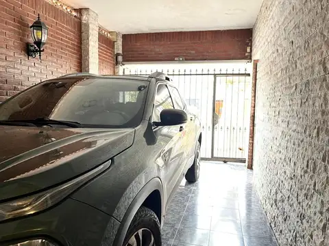 Casa en Venta en Villa Adelina, USD 176.000