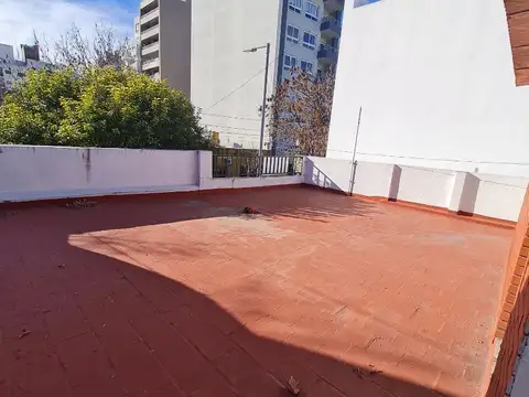 CASITA 2 AMB FTE PATIO Y TERRAZA