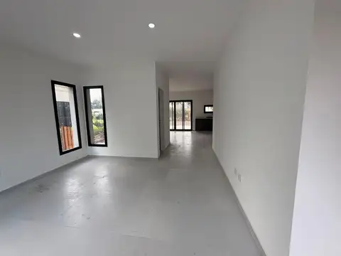 Venta de Casa 4 ambientes en Santa Sofia, Pilar