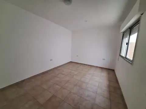 Departamento en Alquiler en Roque Saenz Peña, $ 400.000