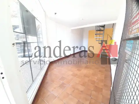 Francisco de las Carreras 100