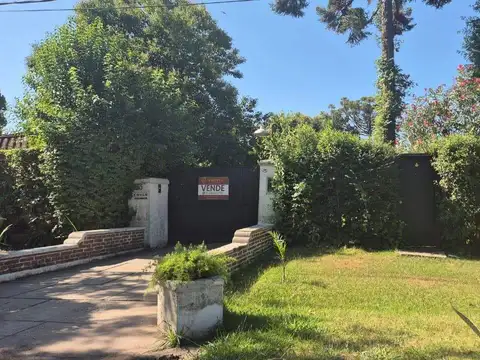 Casa en Venta con 1 cochera