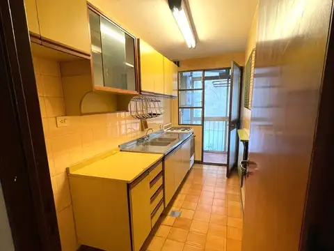 Avenida Raúl Scalabrini Ortiz 2200, Piso 4