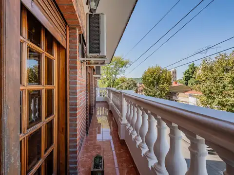Depto Tipo Casa en Venta en Avellaneda, USD 190.000