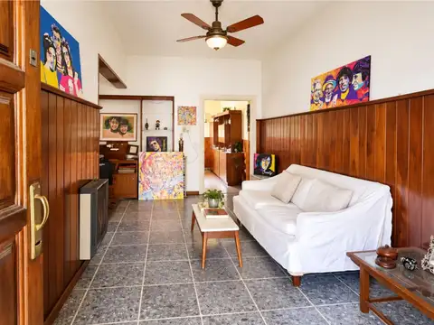 Casa 4 ambientes con 1 baño