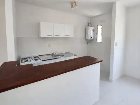 Depto Tipo Casa en Venta de 2 ambientes