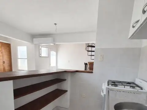 Depto Tipo Casa en Venta de 1 dormitorio
