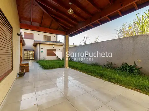 Casa en Venta con 2 cocheras