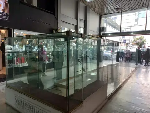 Local en Alquiler en Flores, $ 1.200.000