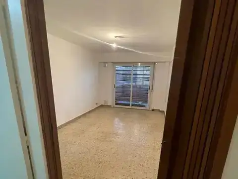 Avenida Nazca 3100, Piso 1