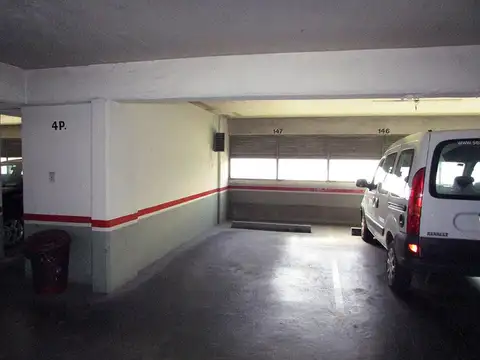 Alquiler cochera fija cubierta e individual en la mejor ubicación de Caballito