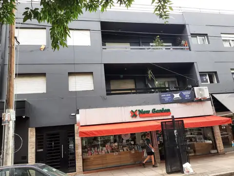 VIVIENDA O USO PROFESIONAL