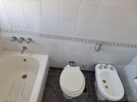 Venta Departamento 4 ambientes en Belgrano R con cochera y baulera