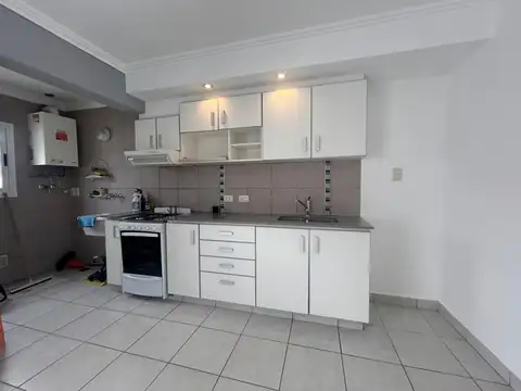 Depto Tipo Casa en Venta de 3 ambientes