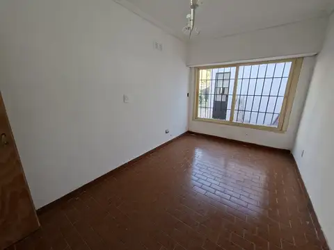 APTO CREDITO - CHALET 3 AMBIENTES - OPORTUNIDAD