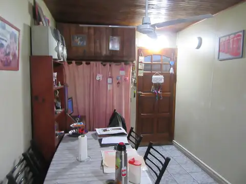 Casa 3 ambientes con 1 baño