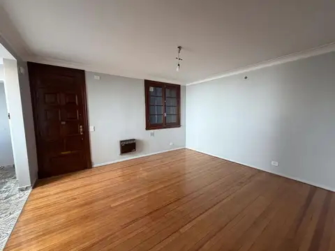 DEPARTAMENTO 3 AMBIENTES CON DEPENDENCIA SAN CRISTOBAL VENTA
