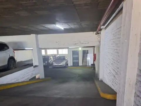 COCHERA EN VENTA, SAN JERONIMO 2000