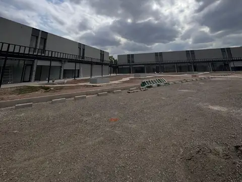 Local en Alquiler en Valle Cercano, $ 1.300.000