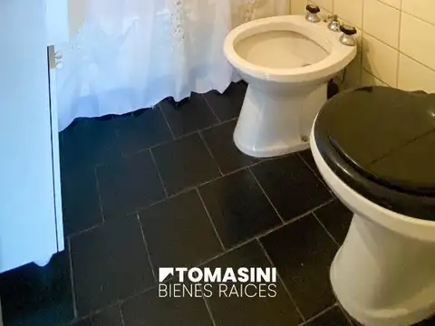 ALQUILER ESTUDIANTE / 1 AMBIENTE A LA CALLE CON BALCON