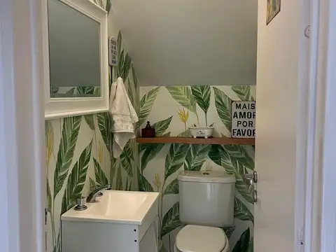 Casa en Alquiler con 1 cochera