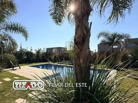 Casa  en Venta en Santa Lucia, Pilar del Este, Pilar