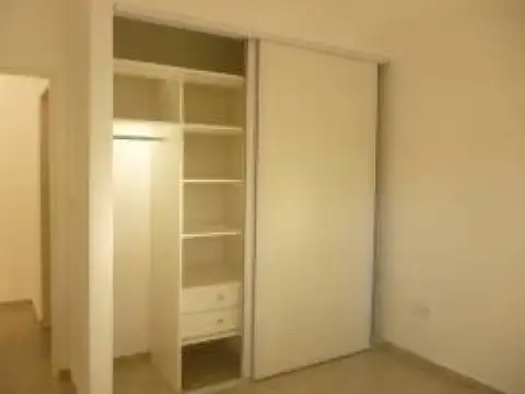 Departamento en Alquiler en Manuel Alberti, $ 750.000