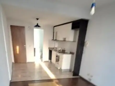 Departamento en Alquiler en República De La Sexta, $ 320.000