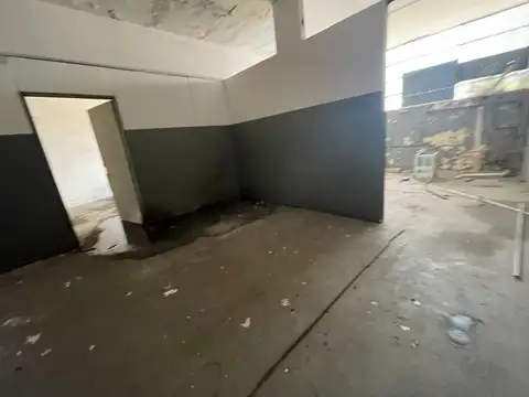 Galpón Depósito Local Terreno lote propio Venta Barracas Distrito del Diseño