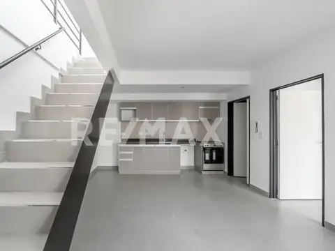 PH 2 AMBIENTES C/ TERRAZA PROPIA VENTA PATERNAL