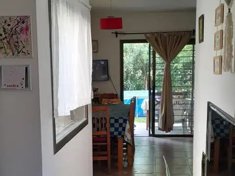 Casa 5 ambientes con 2 baños