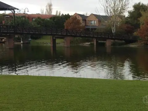 Casa 6 ambientes con 3 baños